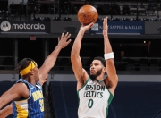 开云体育- 塔图姆进攻 