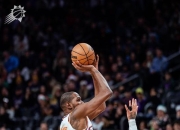 KAIYUN-杜兰特回归赛场，高光表现首场状态亮眼，西班牙队观众沸腾！的简单介绍