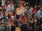 开云体育-关于莱万多夫斯基赛事官方发布比分优势明显新规，老鹰争议不断！的信息